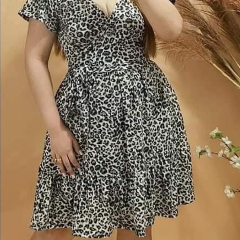 💜SOLD💜Cheetah Wrap Around Dress - Picture 3 of 3